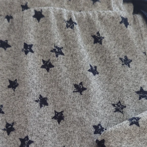 Lucky Brand Gray and Navy Blue Pajama Set Soft Knit Style - Picture 8 of 8